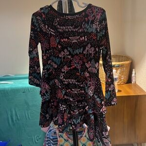 Size 4. Tea Collection.